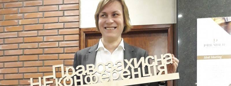 "Это мужик на каблуках": женщина-трансгендер заявила об избиении в гей-клубе Киева