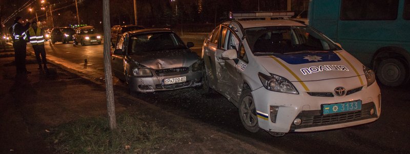 В Киеве водитель Uber на евробляхах и под наркотиками протаранил авто полиции