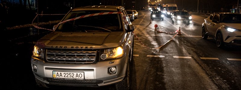 В Киеве Land Rover насмерть сбил мужчину на пешеходном переходе