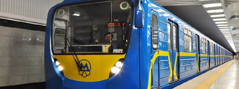 В Киеве на Рождество продлят работу метро