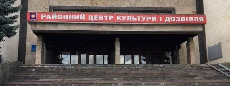Под Киевом комиссия подсчитывала голоса избирателей в кофейне