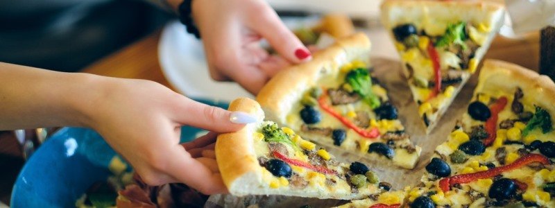 Где в Киеве самая дешевая и вкусная пицца: сравнение цен ТОП-5 ресторанов