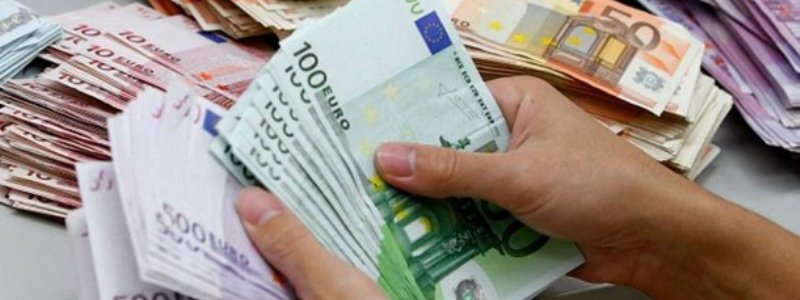 В Киеве мужчина открыл "обмен валют" и украл почти 70 тысяч евро: полиция просит помощи