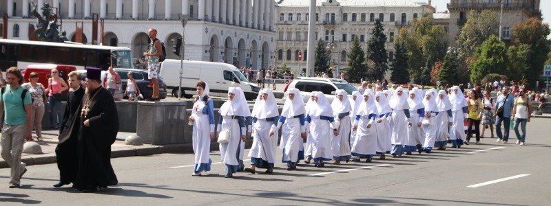 Крестный ход УПЦ Московского патриахата: что происходит в центре Киева сейчас. Обновляется