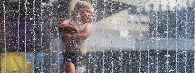 Погода на 13 августа: жители Киева снова будут изнемогать от жары