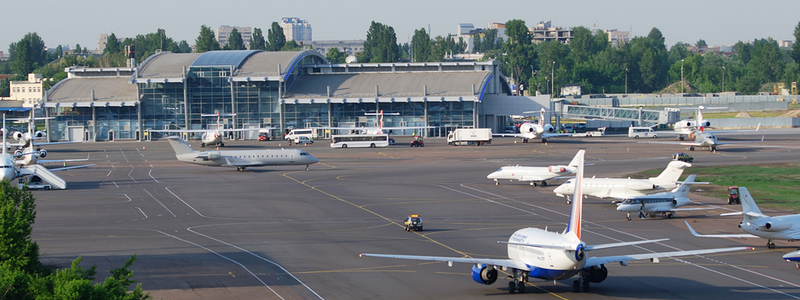 В Киеве закроют аэропорт "Жуляны": все рейсы переносят в "Борисполь"