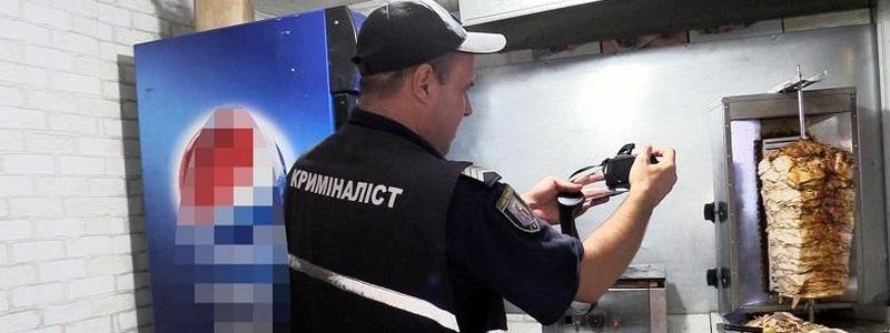 Что грозит хозяину шаурменной, который отравил студентов в Киеве
