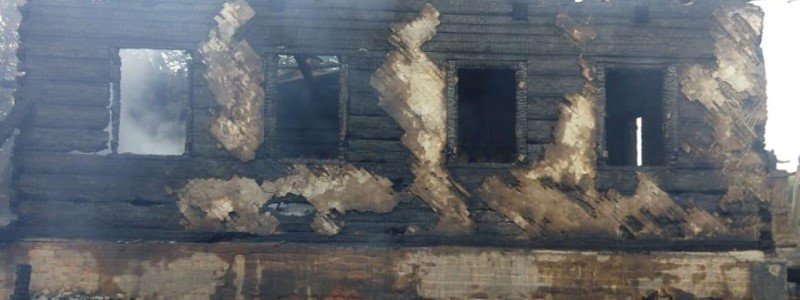 Под Киевом загорелся дом из-за неисправной печки: погибла женщина