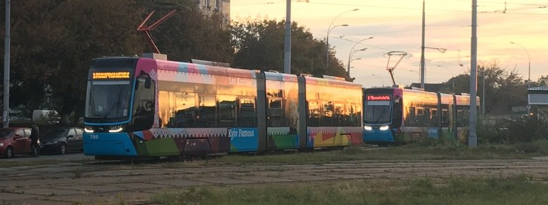 В Киеве спустя три месяца запустили движение скоростного трамвая: как это было