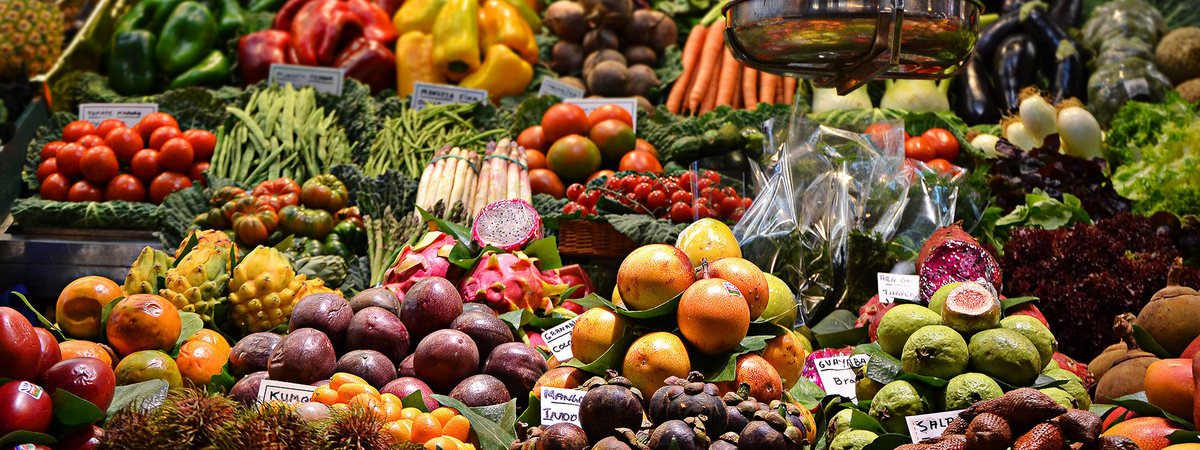 В Киеве проходят продуктовые ярмарки: где можно купить свежие фрукты и овощи