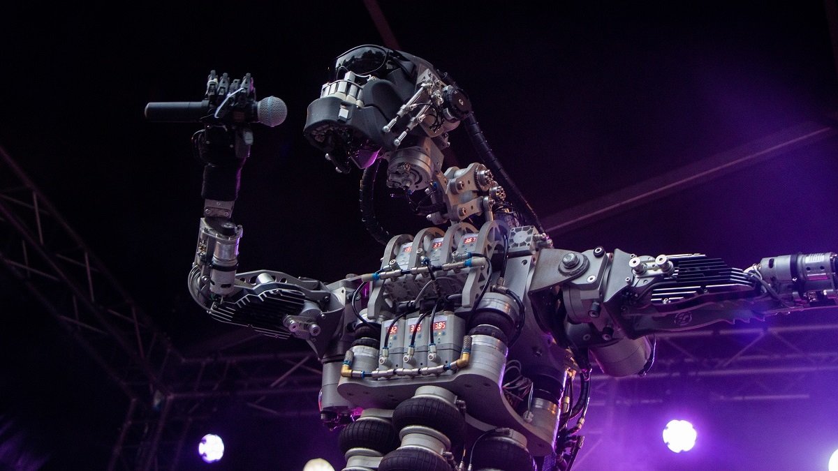Роботы-рокеры из Берлина и передовые технологии для образования: ТОП причин посетить главное инженерное шоу страны Interpipe TechFest