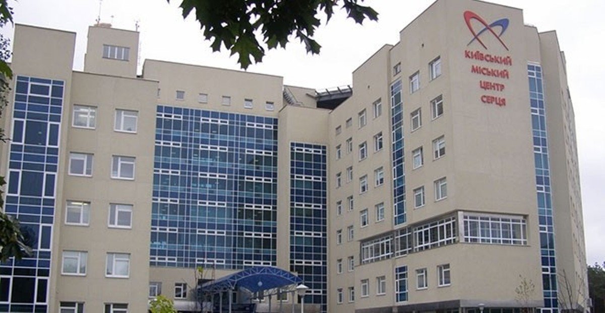 В Киеве из окна института сердца выпрыгнул 26-летний пациент