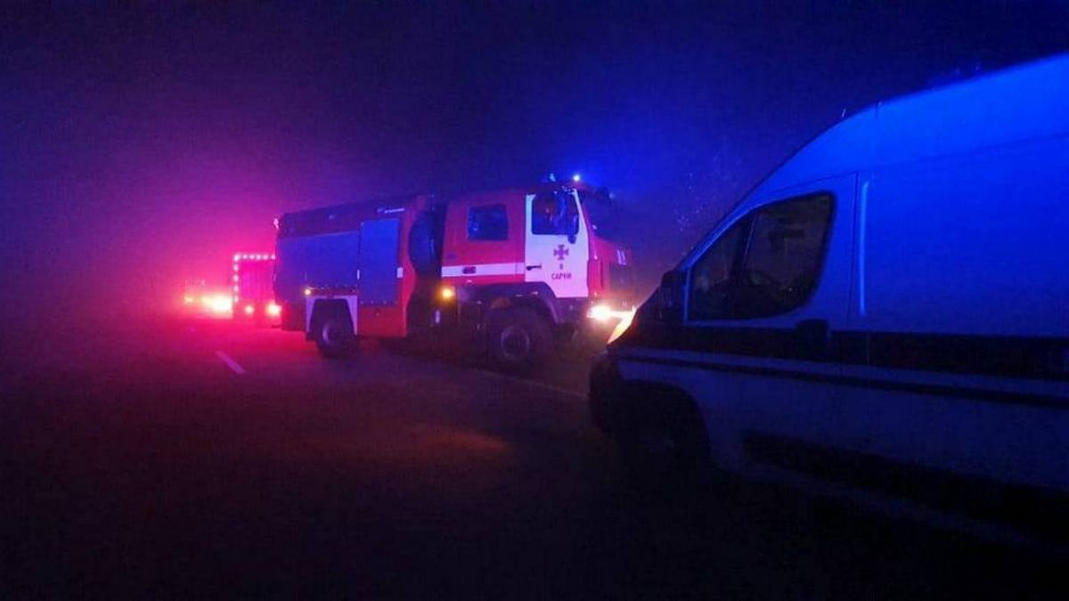 Автобус из Киева столкнулся с грузовиком по дороге в Варшаву: один погибший и трое раненых