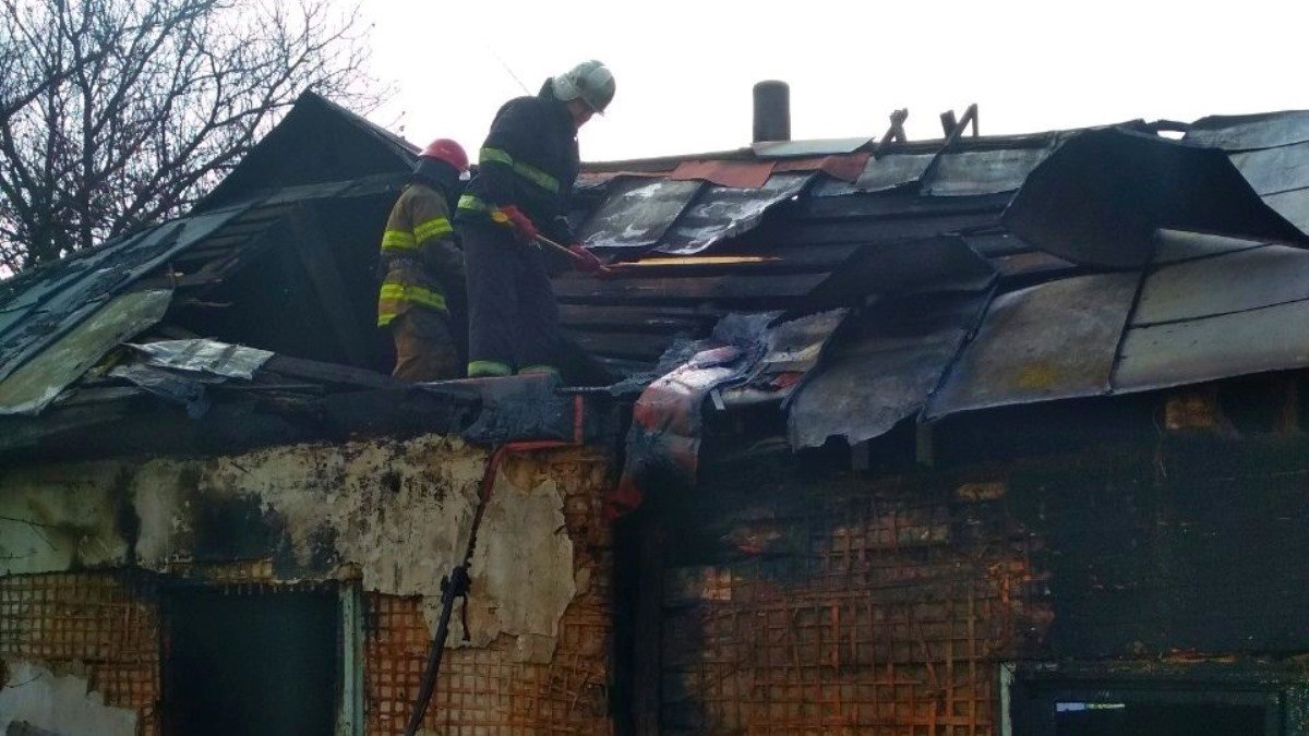 Под Киевом в доме сгорела женщина