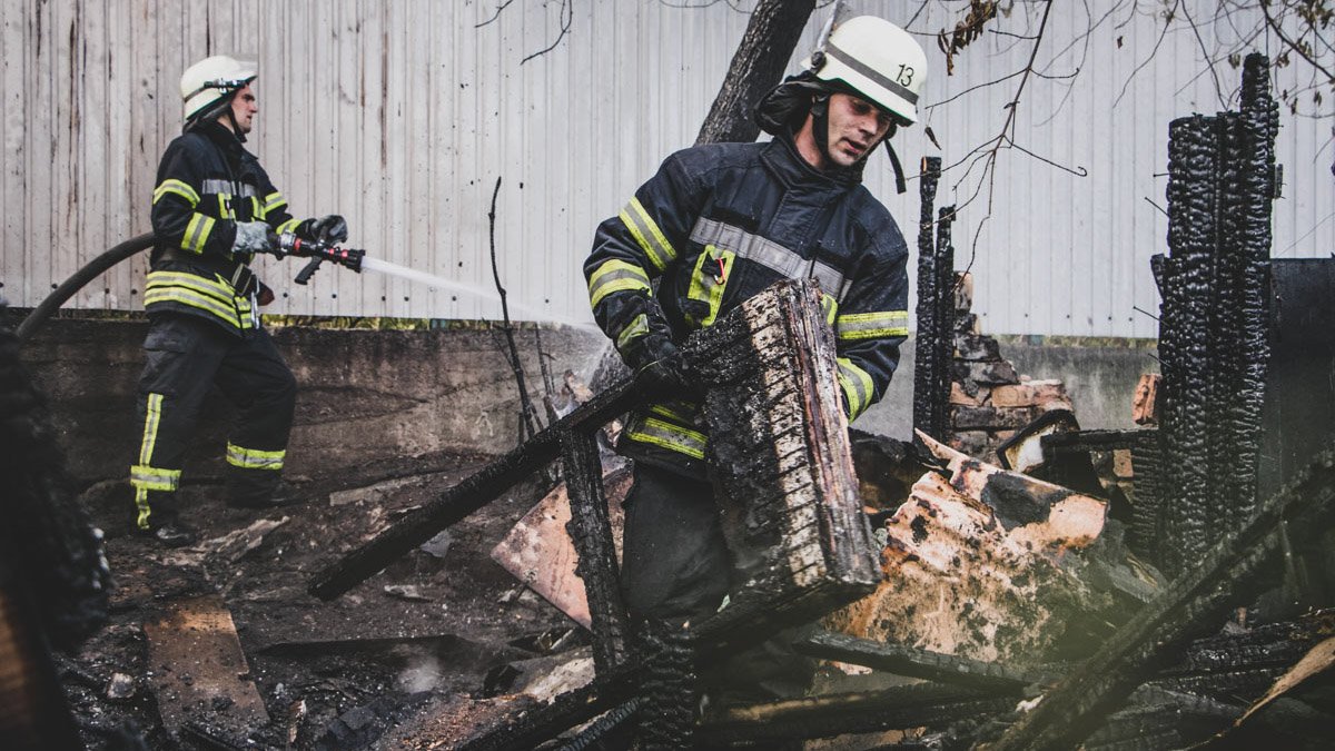 Под Киевом взорвался жилой дом: один человек попал в больницу