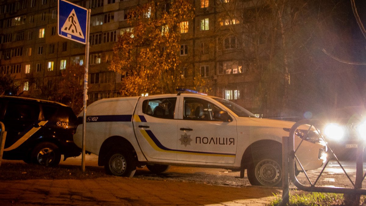 Стрельба на Борщаговке в Киеве: в каком состоянии находится раненый мужчина
