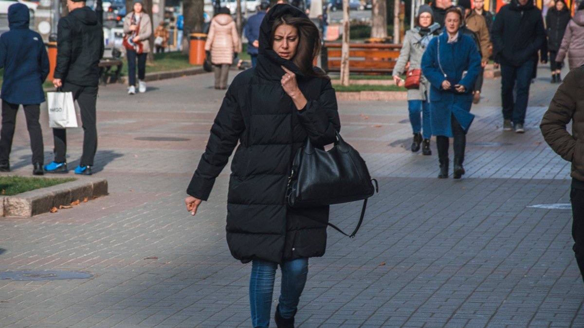 Погода на 14 ноября: в Киеве будет солнечно и ветрено