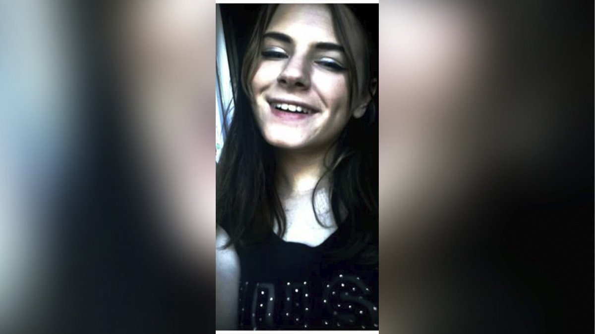 В Киеве неделю ищут 16-летнюю девушку