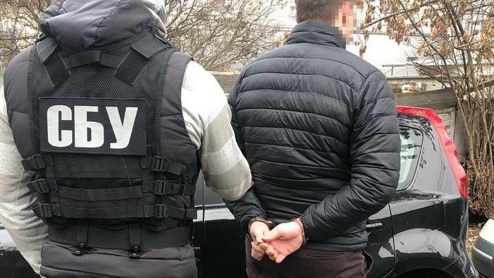 В Киеве капитан полиции вымогал деньги за возврат арестованных машин