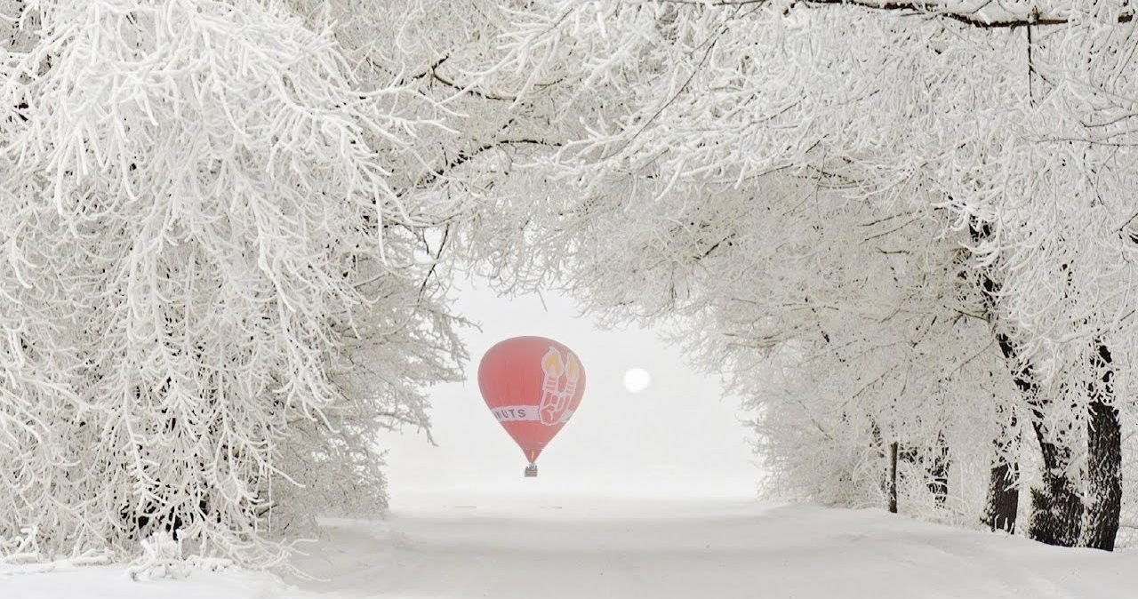 Под Киевом пройдет фестиваль воздушных шаров: где и когда полетать с Сантой