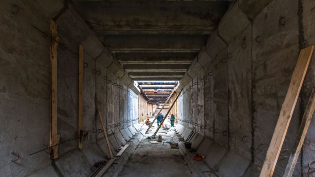 В Киеве показали строительство метро на Виноградарь: как выглядит будущая станция "Мостицкая"