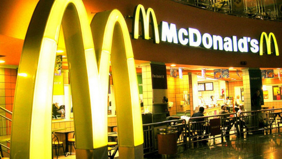 В одном из терминалов аэропорта "Борисполь" хотят открыть McDonald's