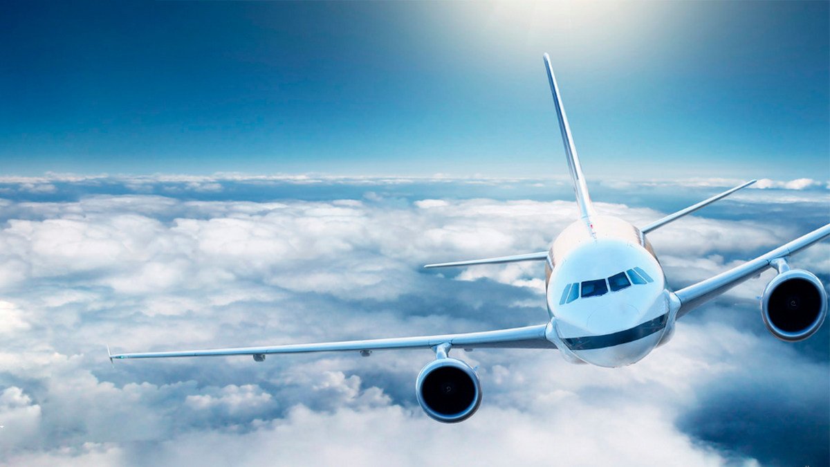 Рейтинг пунктуальности: какие авиакомпании чаще всего задерживают рейсы