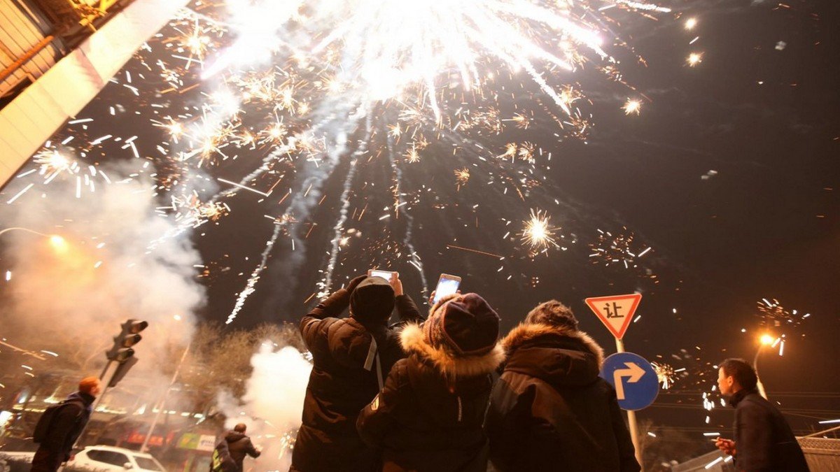 Чем грозит запуск салютов и фейерверков в Киеве на Новый год