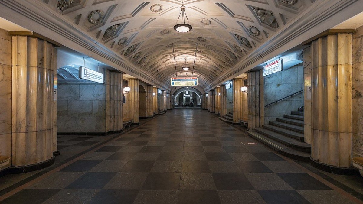 В Киеве закрыли станцию "Крещатик" и пересадку: что произошло