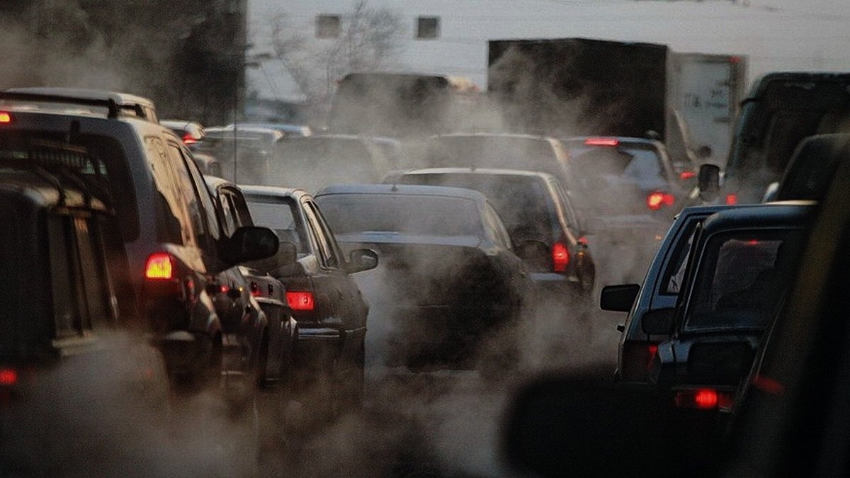 Что больше всего загрязняет воздух в Киеве