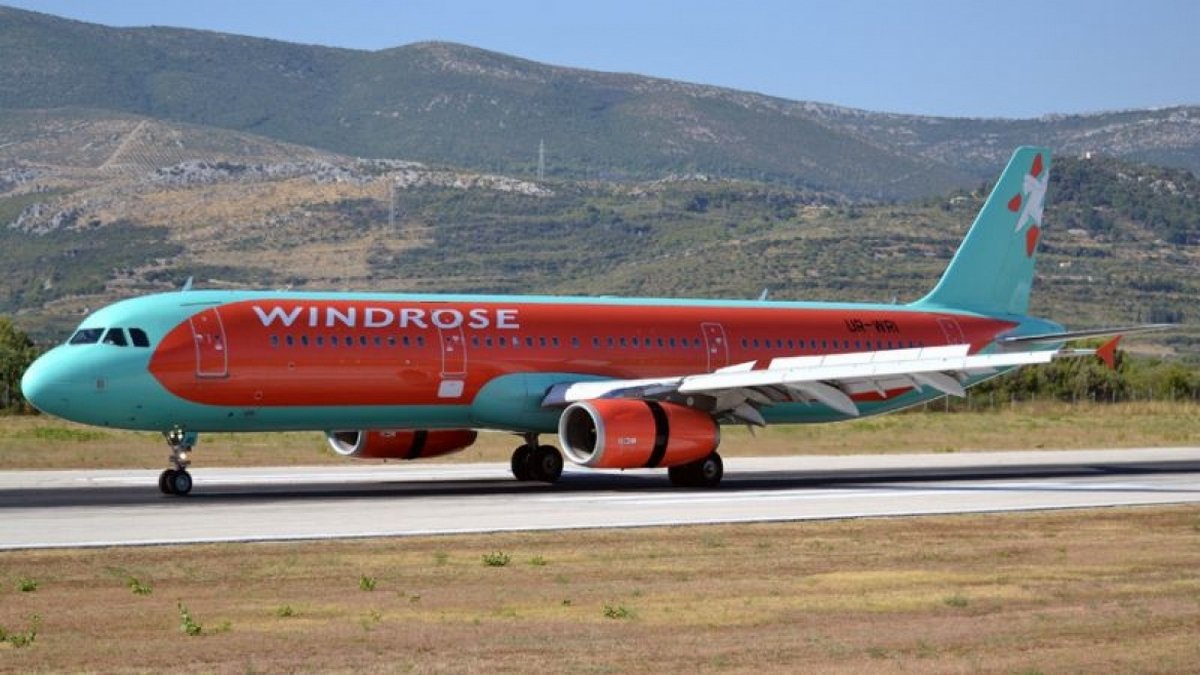 Авиакомпания WindRose открыла рейсы из Киева к морю в Италии: расписание и цены