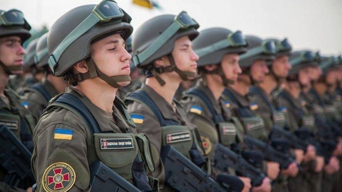 В Украине будут призывать в армию с 18 лет, смертельные лавины в Гималаях, а Путин назначил премьером Мишустина: ТОП новостей дня