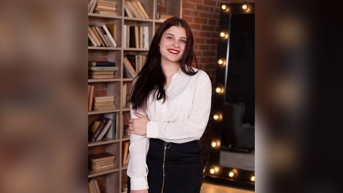 В Киеве два дня ищут 15-летнюю девушку в зеленом пуховике
