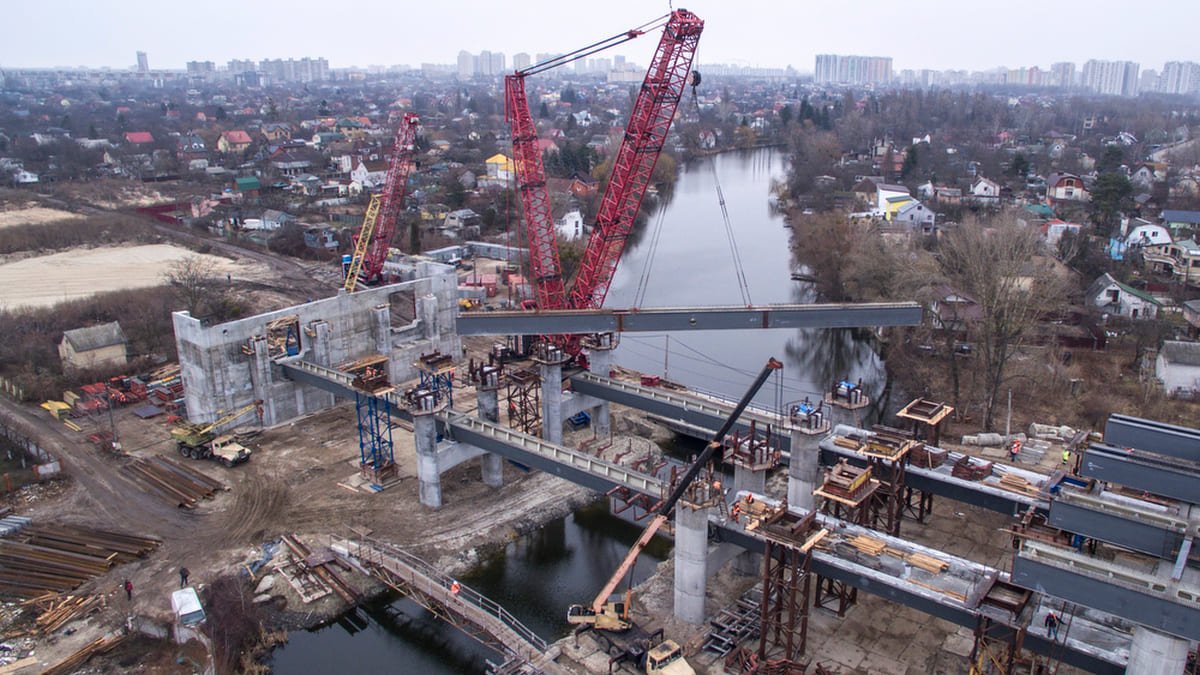 Подольско-Воскресенский мост в Киеве продлевают над Русановским озером: когда откроют движение