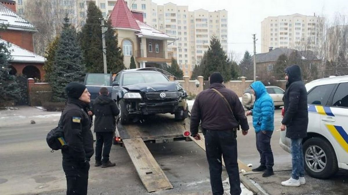Под Киевом прохожий избил полицейского во время оформления "пьяного" ДТП