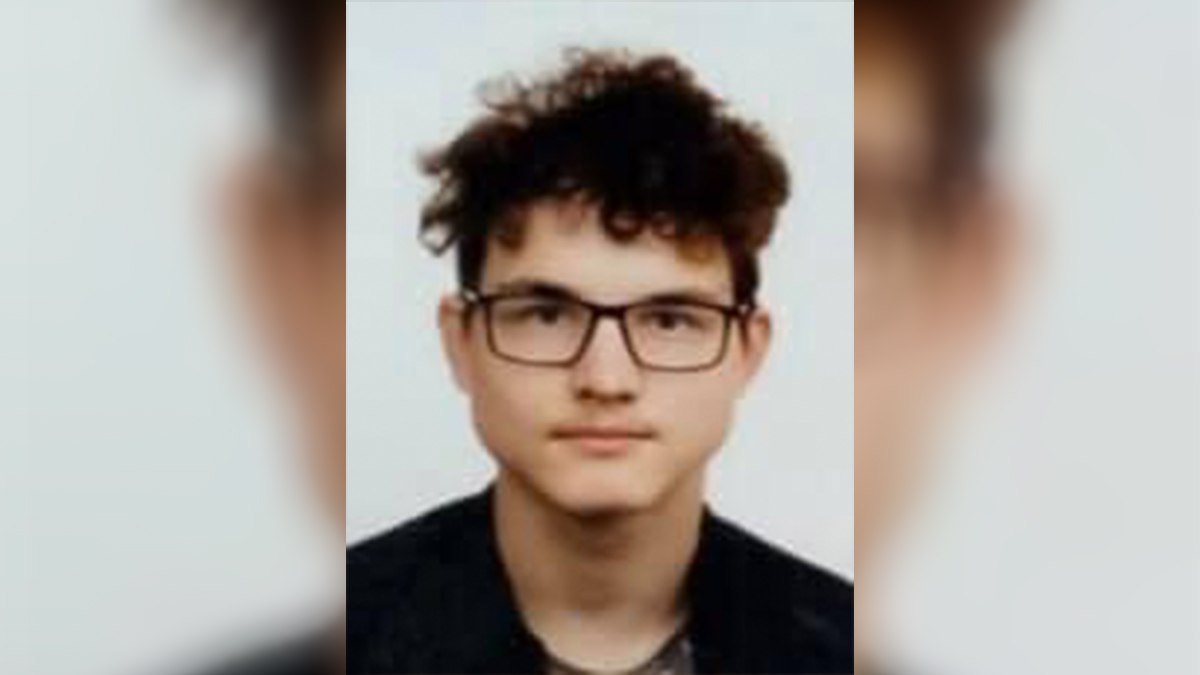 Под Киевом пропал 16-летний парень в очках и со слуховым аппаратом