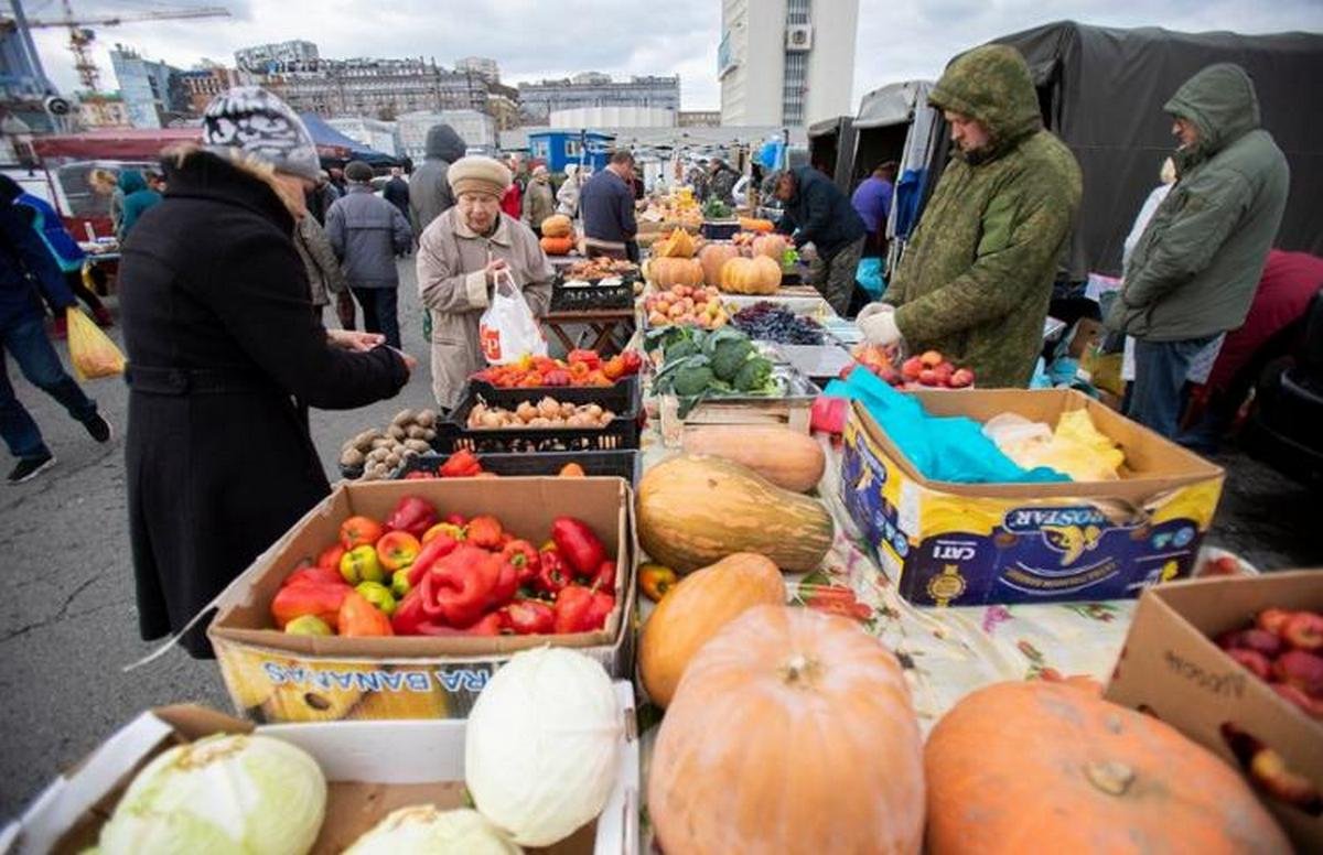 В Киеве на Позняках закроют популярную продуктовую ярмарку