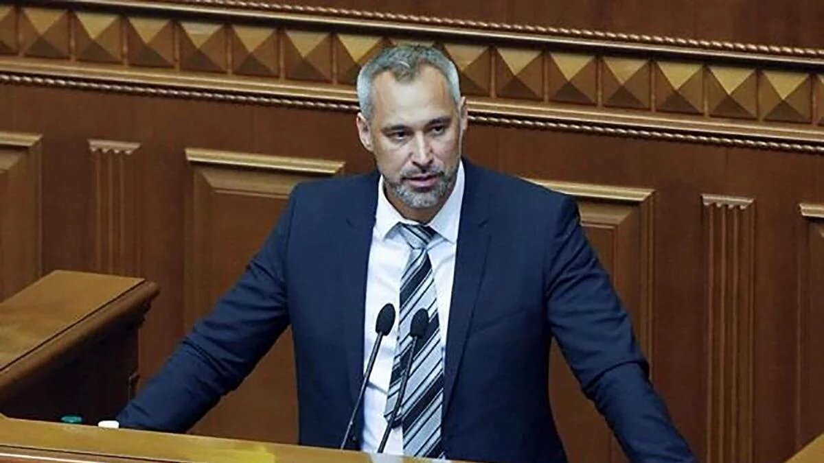 Верховная Рада отправила в отставку Генпрокурора Руслана Рябошапку