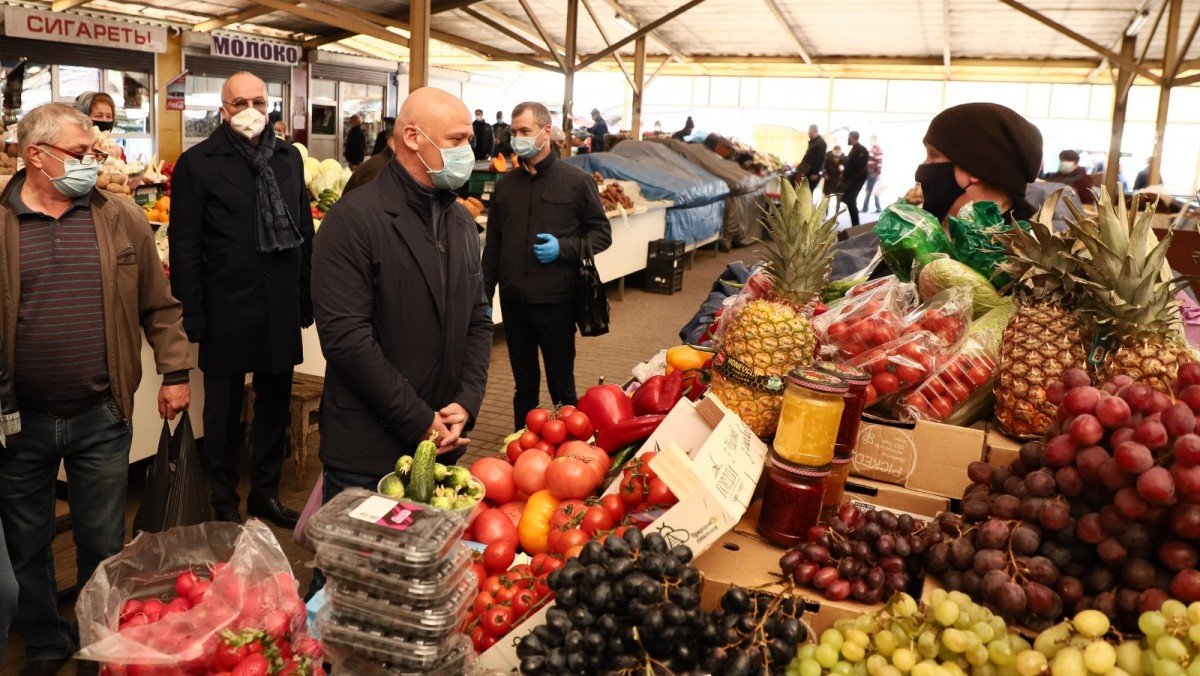 В Киеве разрешили работу уже 33 продовольственным рынкам: адреса