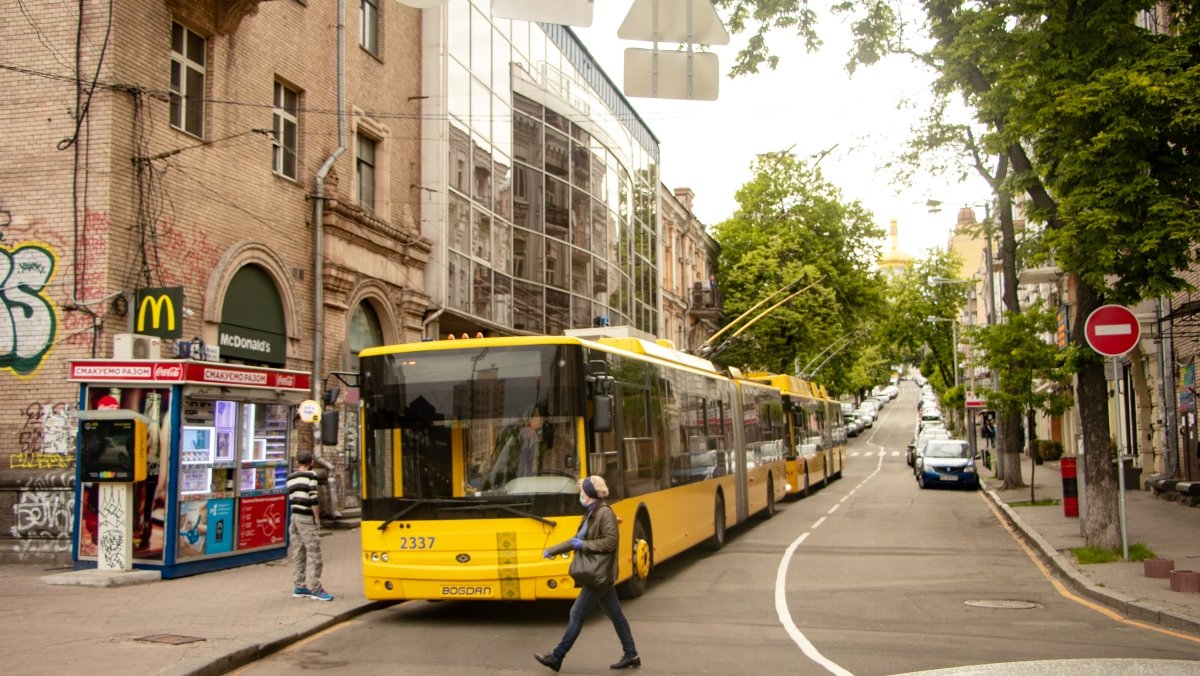 В Киеве с 22 мая в общественный транспорт будут пускать только половину от общего числа посадочных мест