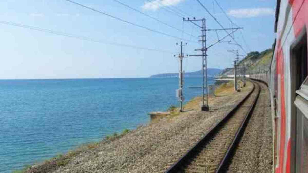 Из Киева к морю можно уехать каждый день: "Укрзалізниця" увеличила курсирование 4 поездов