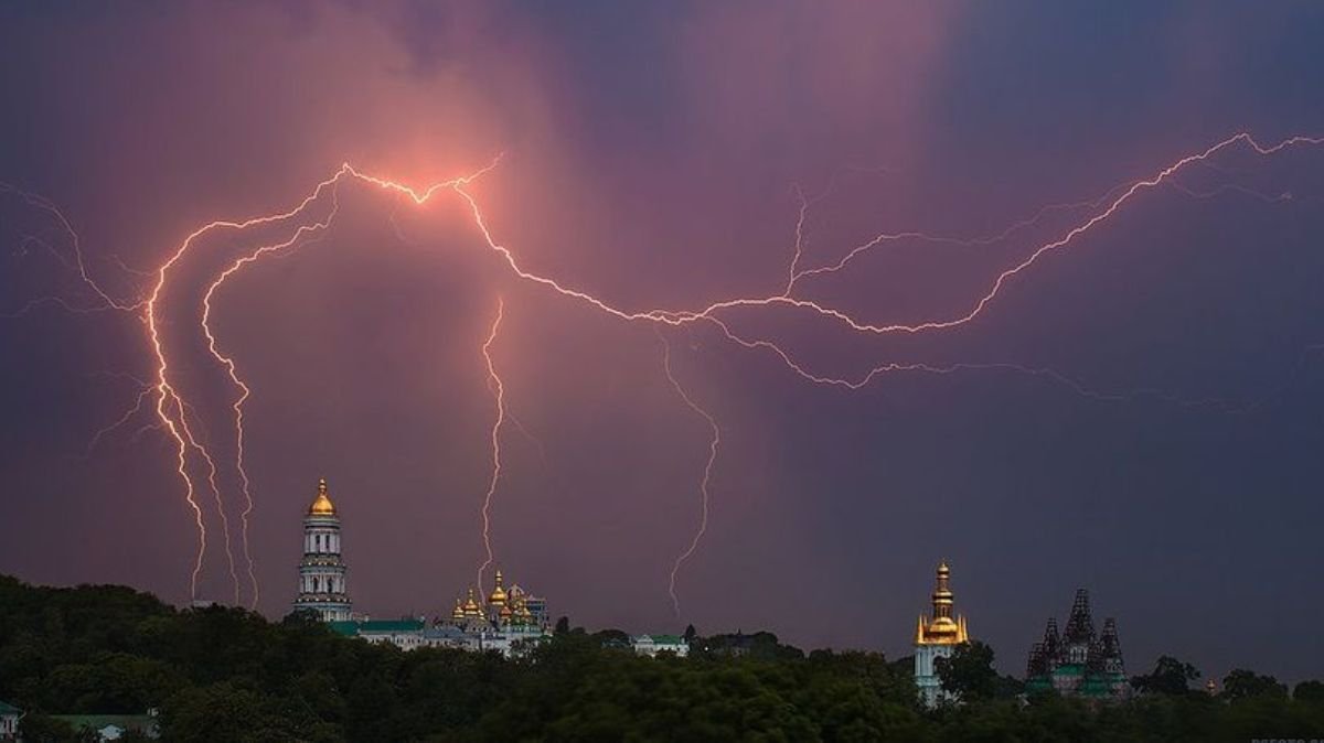 Погода на 19 июня: в Киеве будет гроза и град