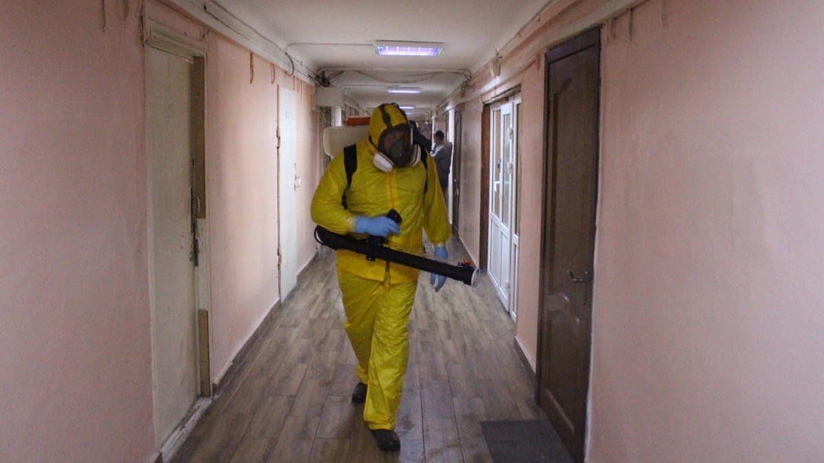 В Киеве закрыли студенческое общежитие после вспышки COVID-19