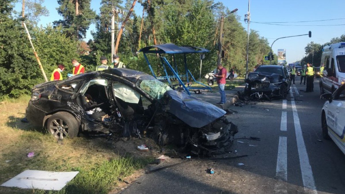 Смертельное ДТП под Киевом на Столичном шоссе: погибли три человека