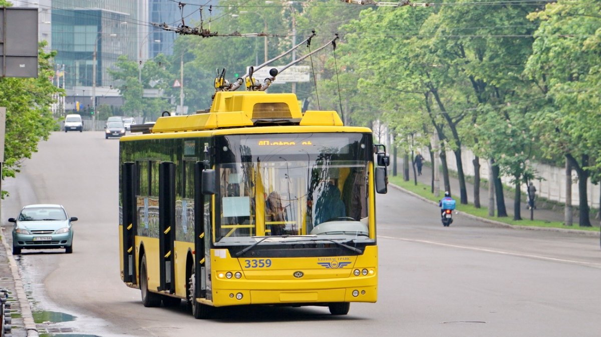 В Киеве до 20 августа перестали ездить три маршрута троллейбусов