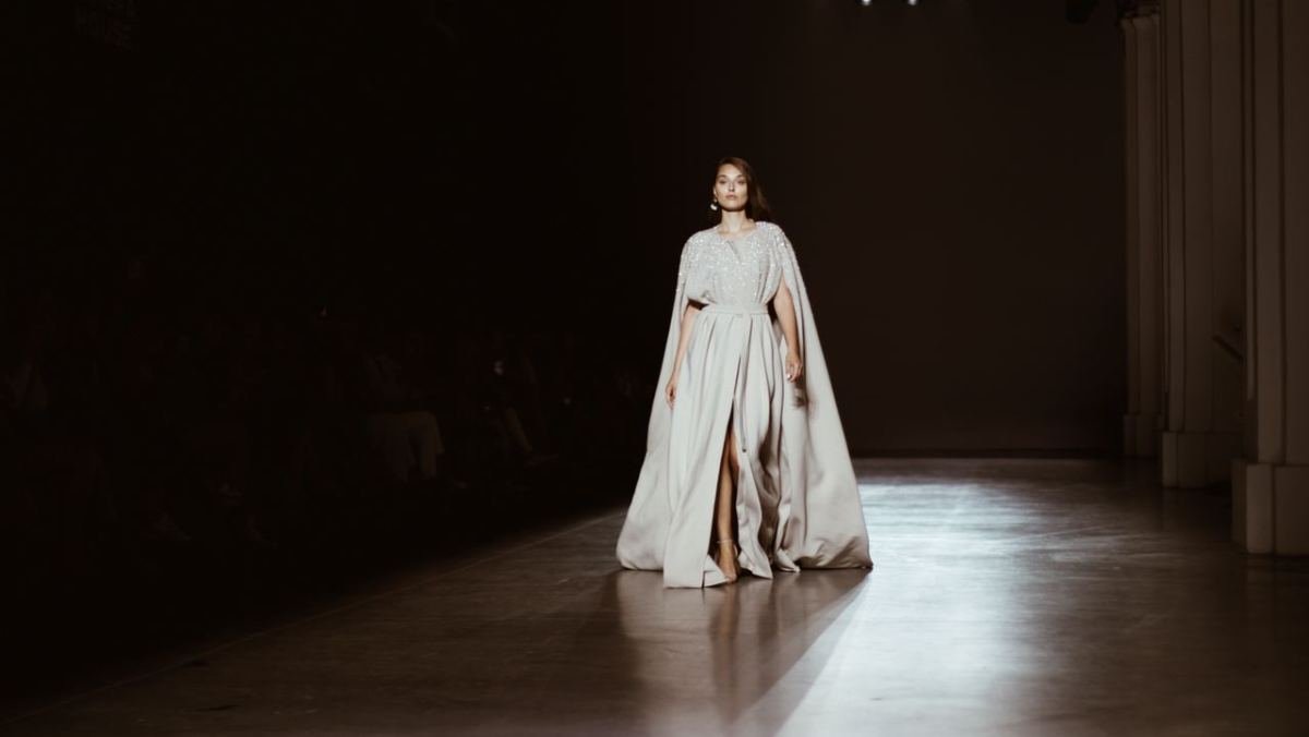 Ukrainian Fashion Week NO SEASON Season: бренд ARUTIUNOVA показал испанскую страсть
