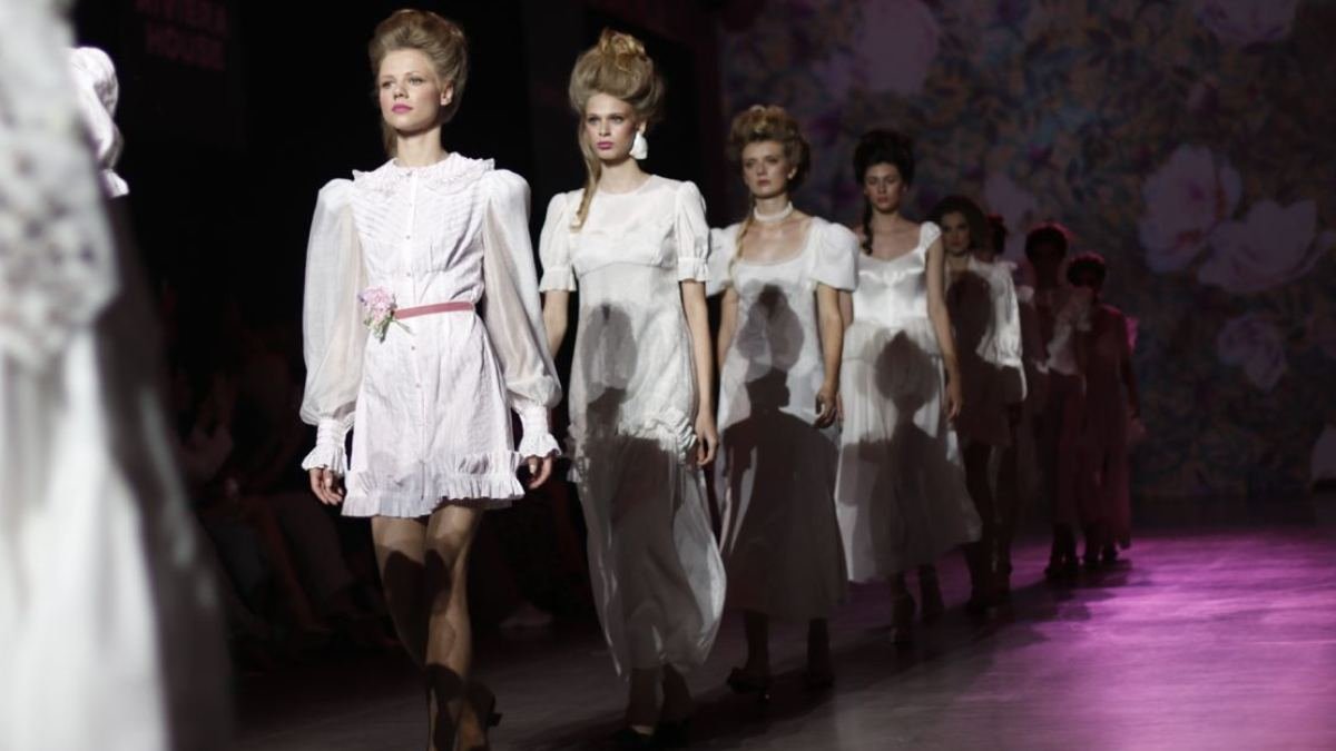 Дизайнер DARJA DONEZZ презентовала самую нежную коллекцию Ukrainian Fashion Week в этом сезоне