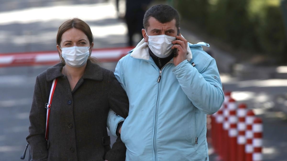 В Киеве за сутки снова более 400 случаев заболевших коронавирусом