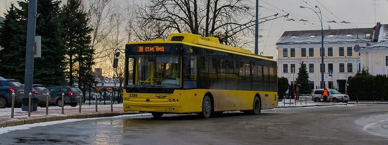 В Киеве из-за Порошенко изменят маршрут автобусы и троллейбус