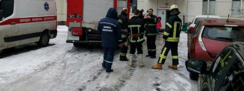 В Киеве загорелась больница: эвакуировали восемь детей
